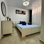 Diamantes - Cristianos Apartmán *